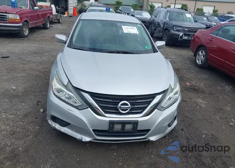 2016 Nissan Altima 2.5/2.5 S/2.5 Sl/2.5 Sr/2.5 Sv z USA, uszkodzony, nr VIN 1N4AL3AP9GN374750